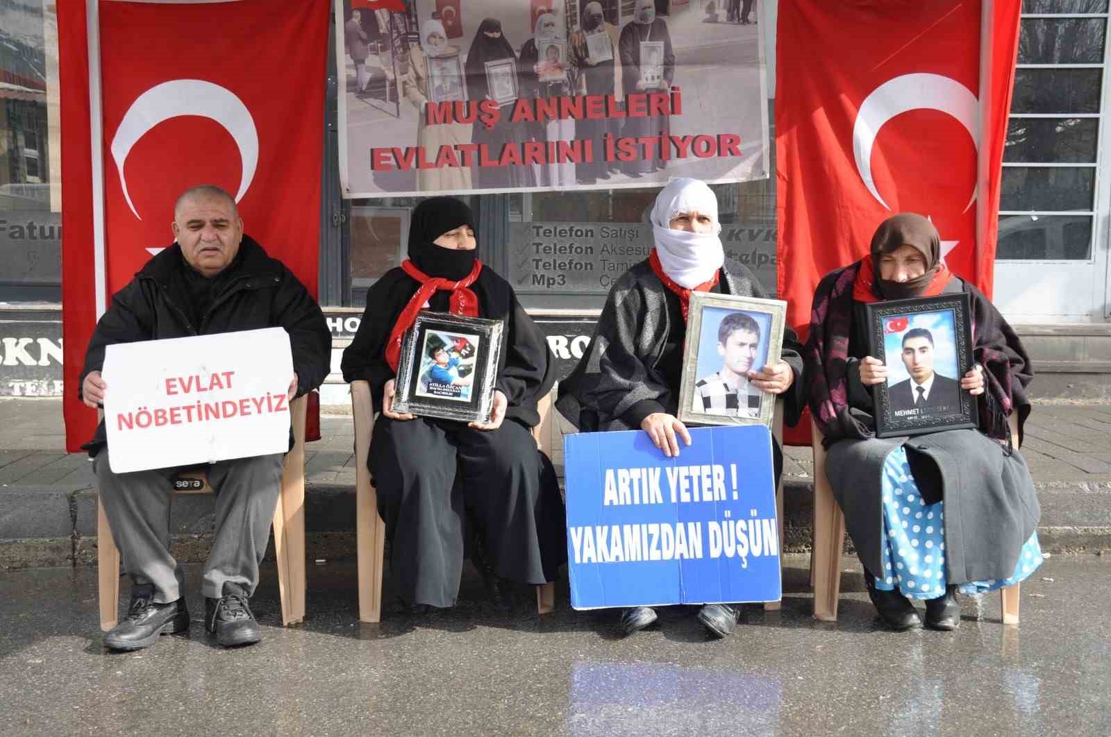 musta evlat nobeti suruyor 1 L9HNDiVM