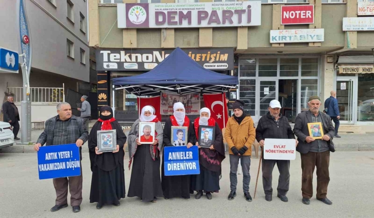 musta-evlat-nobetindeki-ailelerden-teslim-olsun-cagrisi-WE5nIq1K.jpg