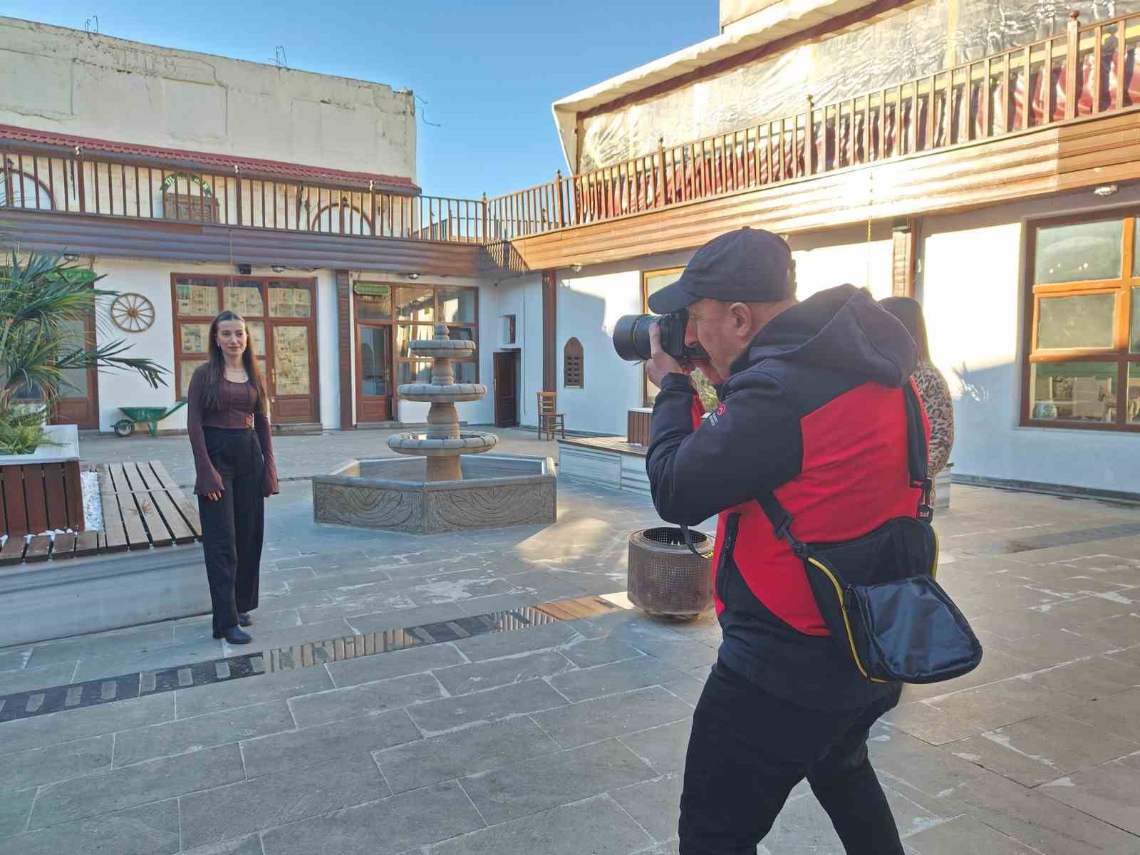 musta fotografcilik kursiyerleri tarihi ve kulturel mek nlarini fotografladi 4 ZkkwIpww