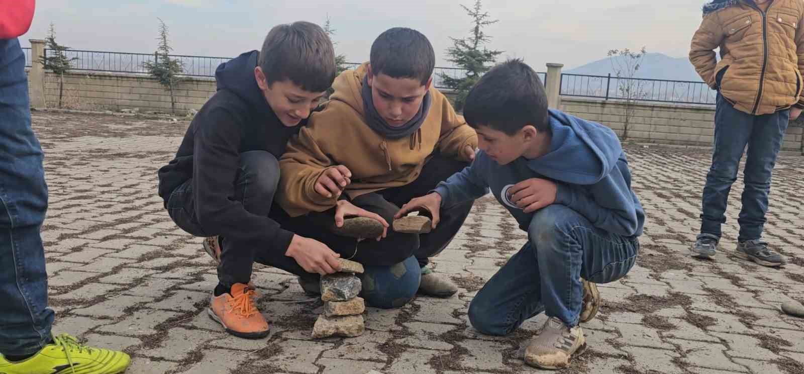 musta geleneksel oyunlar yasatiliyor 6 YyetRU1v