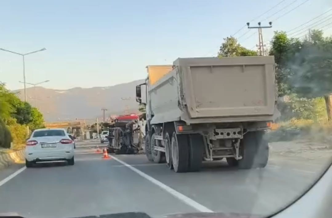 musta il ozel idaresine ait arac takla atti 1 yarali 2