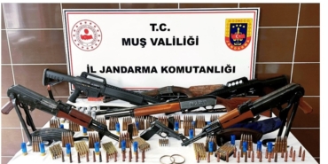 musta-jandarmadan-silah-ve-tarihi-eser-operasyonu-FEqML8Bq.jpg