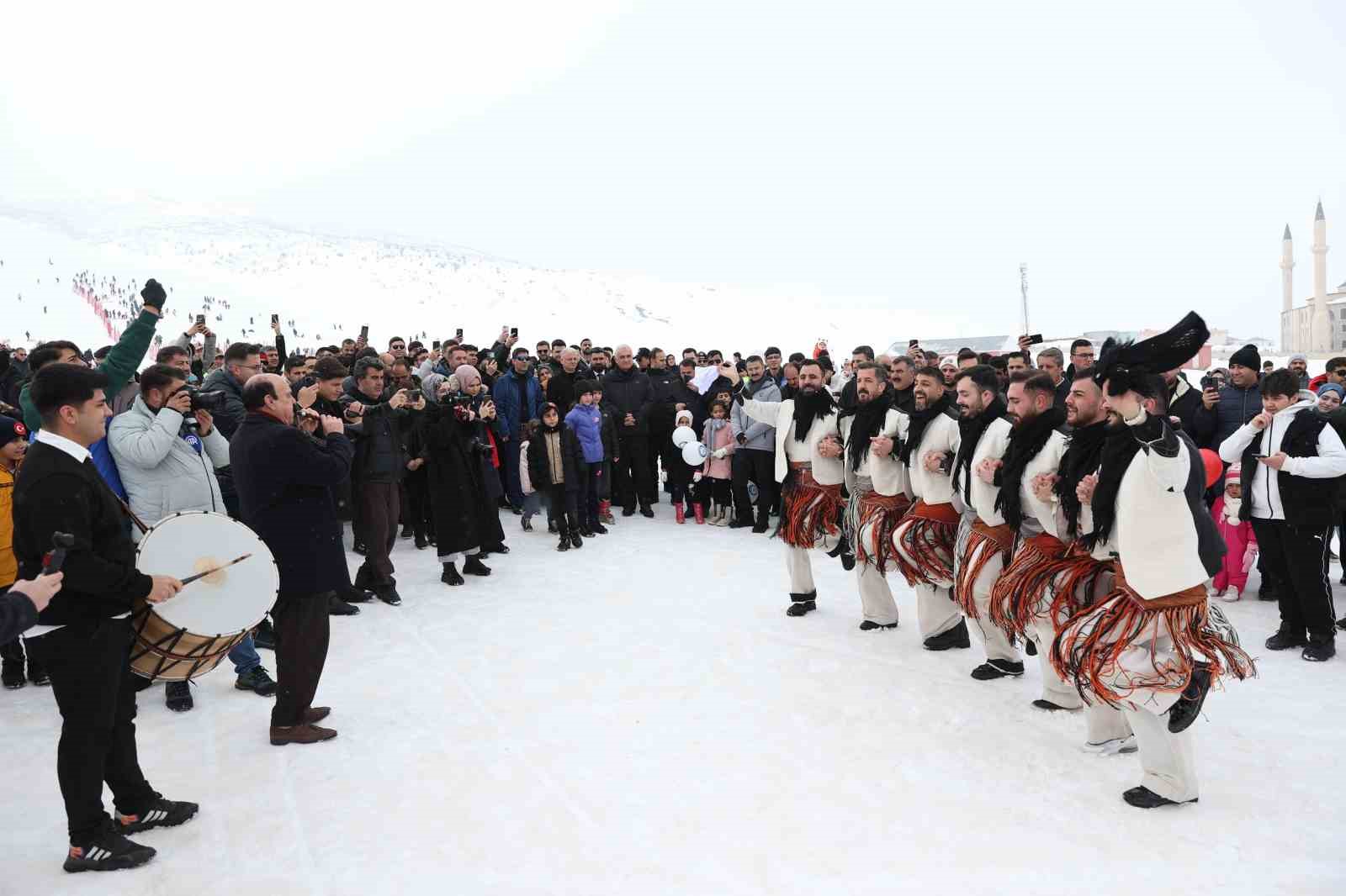 musta kar festivali renkli goruntulere sahne oldu 3 aPZNuiVa