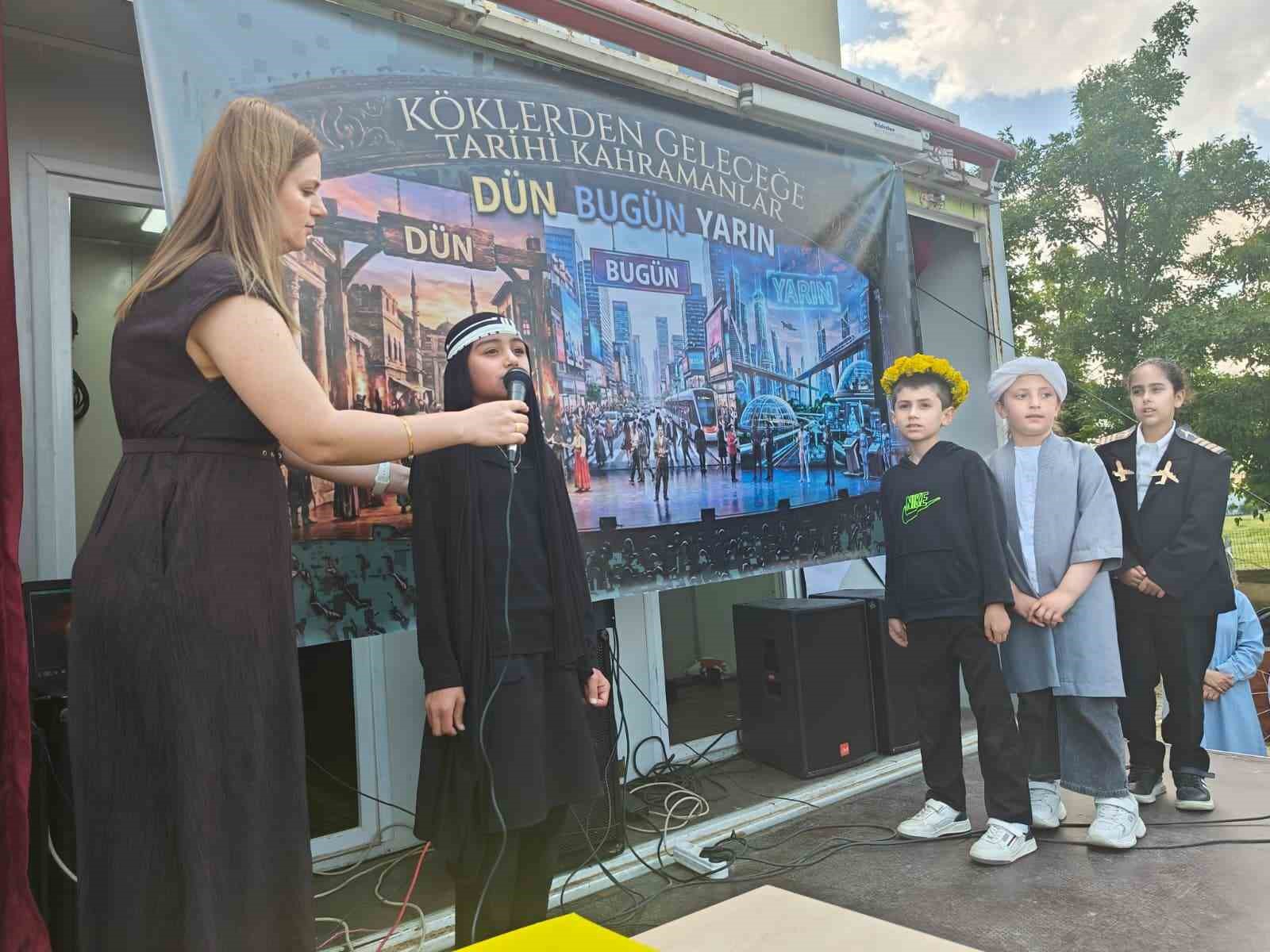 Muş’ta "Köklerden Geleceğe Tarihi Kahramanlar" programı düzenlendi 5 musta koklerden gelecege tarihi kahramanlar programi duzenlendi 1 J9csPTJl