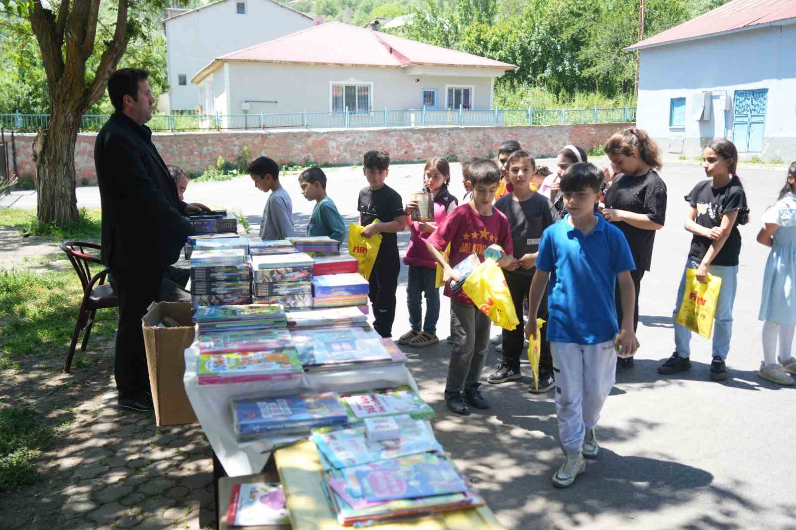 Muş’ta "Köklerden Geleceğe Tarihi Kahramanlar" programı düzenlendi 9 musta koklerden gelecege tarihi kahramanlar programi duzenlendi 5 zTFJAmiM