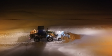 musta-koy-yollarinda-gece-mesaisi-ekipler-724-sahada-4PzUVKGc.jpg