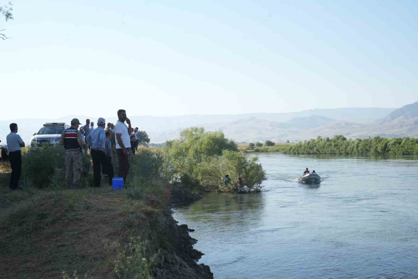 musta nehre dusen 10 yasindaki cocuk icin arama calismasi baslatildi 2 IEjllciI