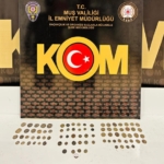 musta-tarihi-eser-operasyonu-86-parca-tarihi-obje-ele-gecirildi-lGPz7gjL.jpg