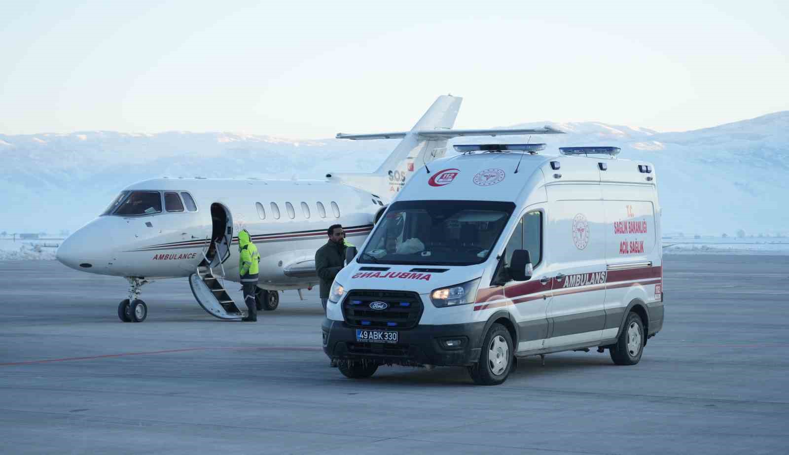 musta tedavi goren hasta ucak ambulansla ankaraya nakledildi 4 d11ZHnRC