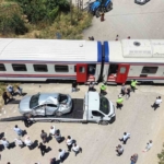 musta-tren-otomobile-carpti-3-yarali-dWWGOiA2.jpg