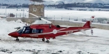 musta-yenidogan-bebek-icin-ambulans-helikopter-havalandi-4lHGyZxg.jpg