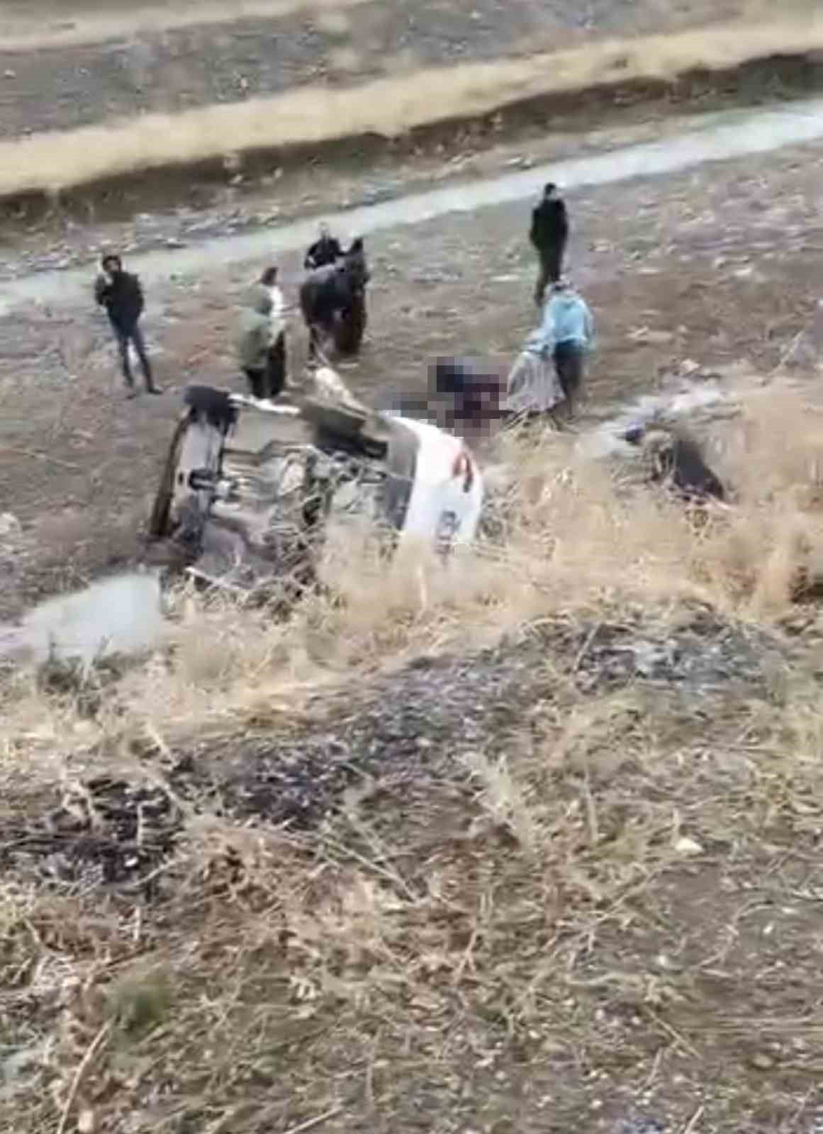 musta zincirleme trafik kazasi 1 olu 2 yarali 0 13ipICya