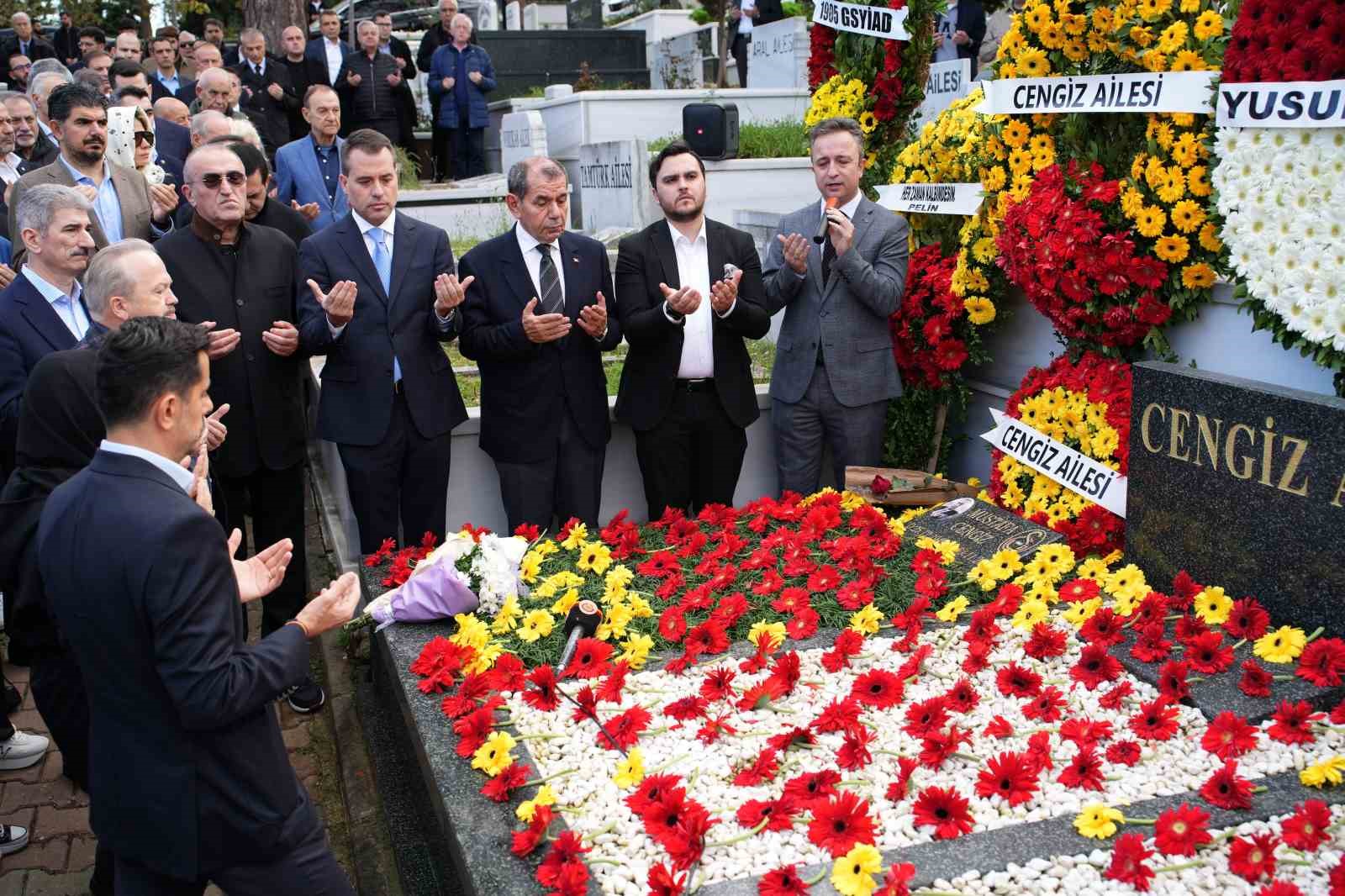 mustafa cengiz kabri basinda anildi 2 zm3az3EM
