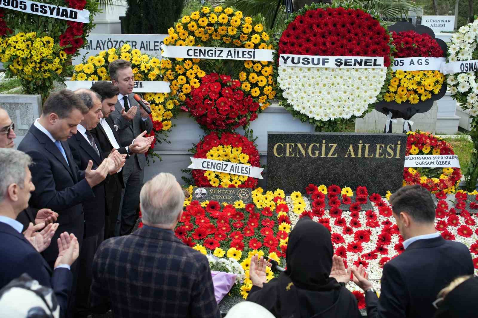 mustafa cengiz kabri basinda anildi 3