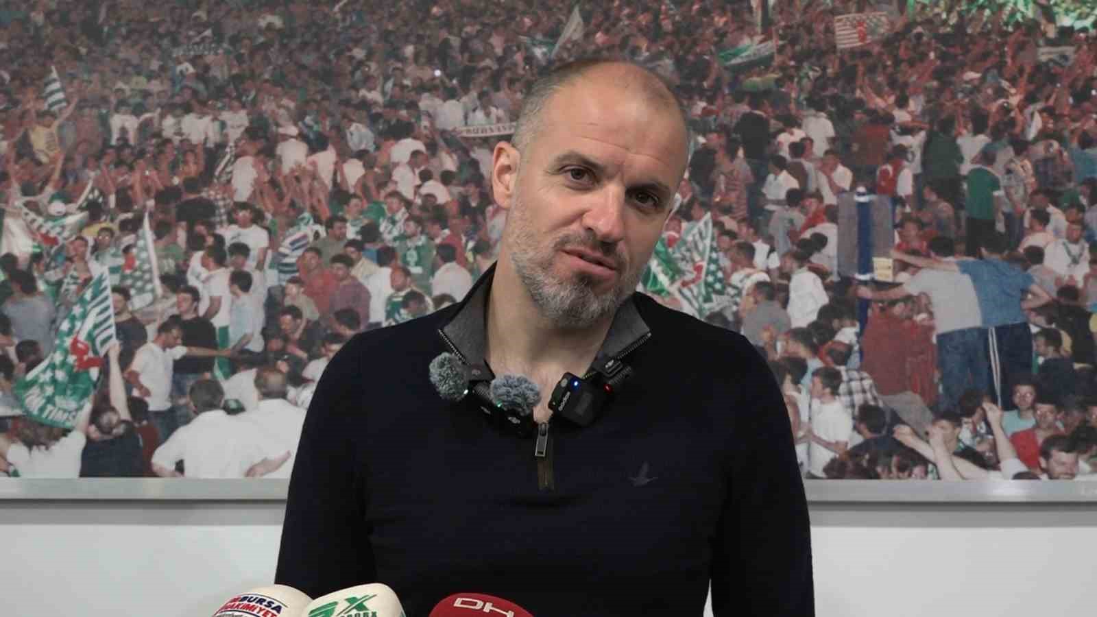 mustafa er bursaspor taraftari muazzam onlar her seyin cok daha iyisini hak ediyor 1 RqecKav2