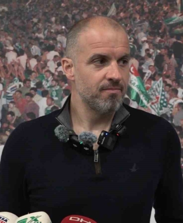 mustafa-er-bursaspor-taraftari-muazzam-onlar-her-seyin-cok-daha-iyisini-hak-ediyor-WdmDcIGL.jpg