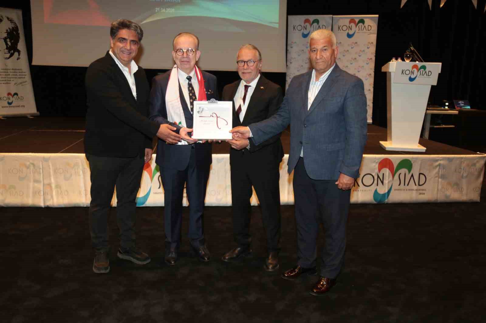 Müstafi Tümamiral Prof. Dr. Cihat Yaycı: "ABD istikrar değil, istikrarsızlık ister" 5 mustafi tumamiral prof dr cihat yayci abd istikrar degil istikrarsizlik ister 1 CqmpJTRZ