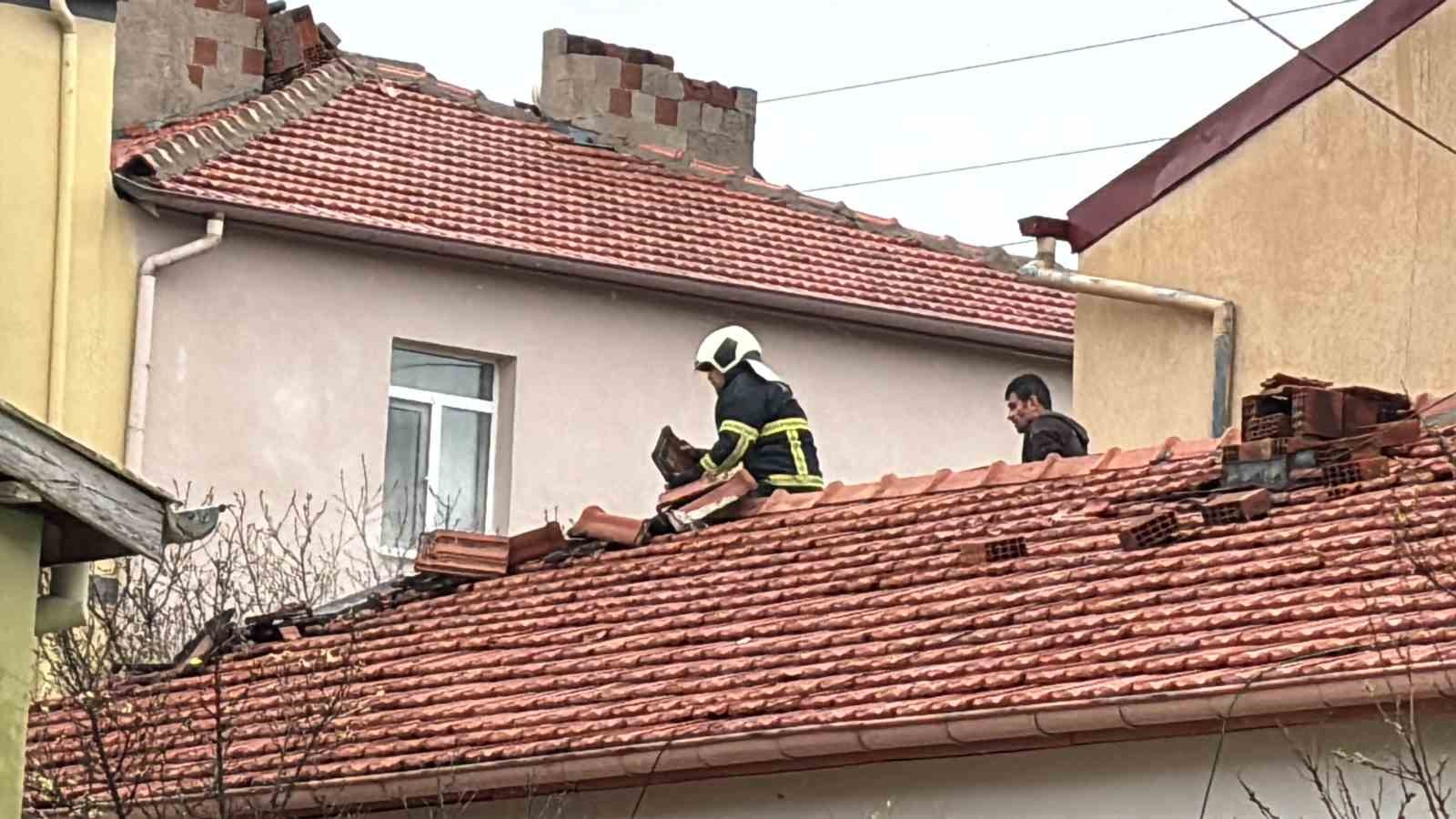mustakil evde baca yangini panige neden oldu 4 Z3kOtPqf