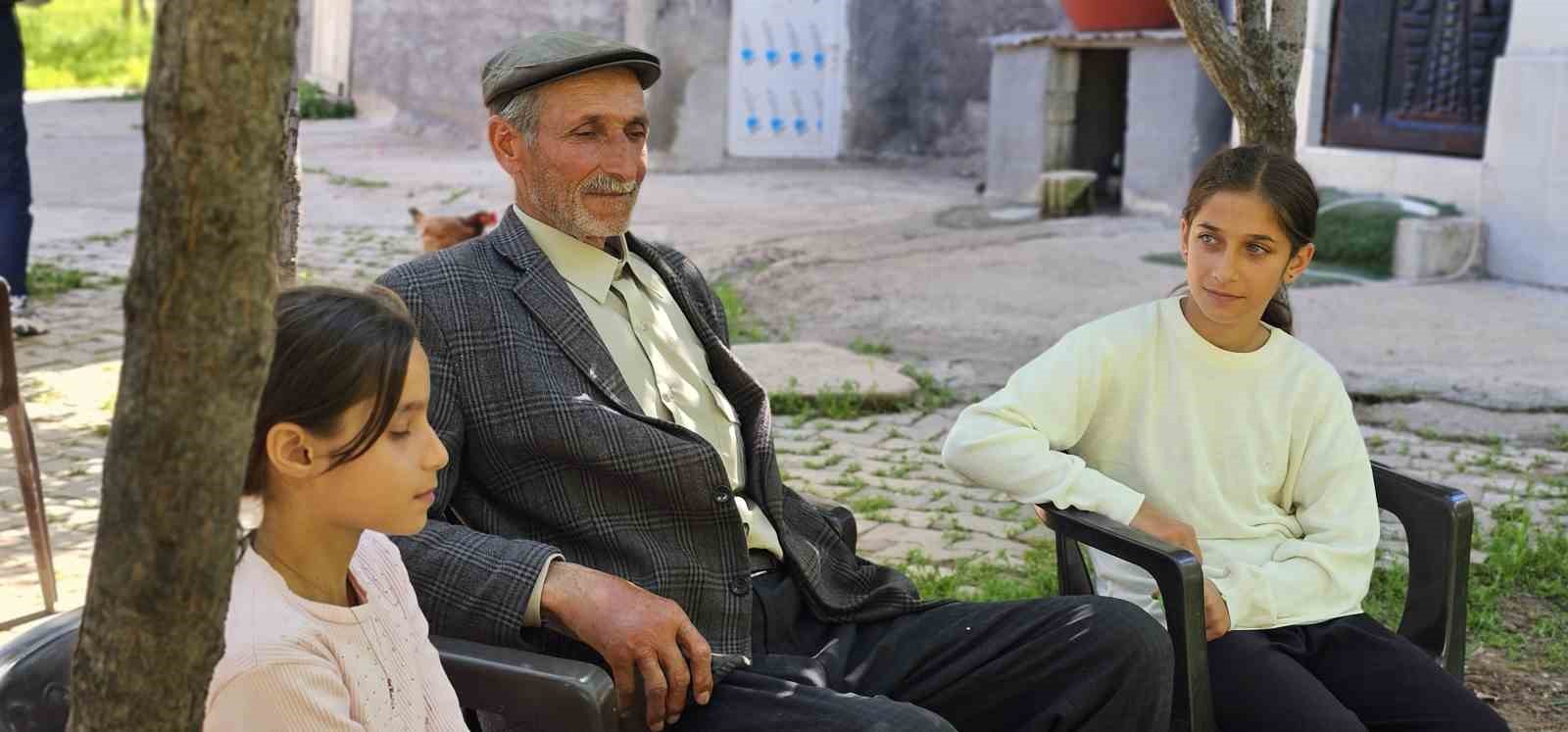 musun uc dilli ilcesi haskoy 7den 70e herkes turkce kurtce ve arapca konusuyor 6 FXLYqRti