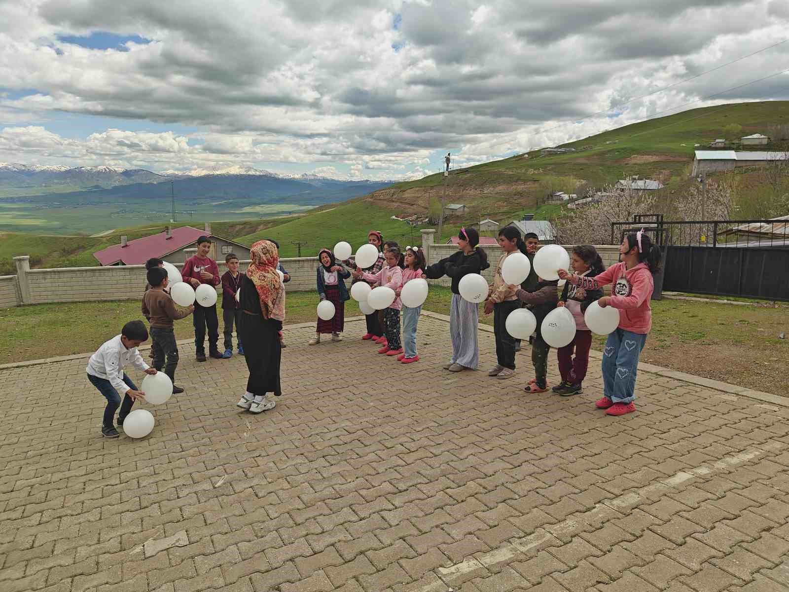 musun uzak koylerinde cocuklarin bayram sevinci 6 LyOFcXHD