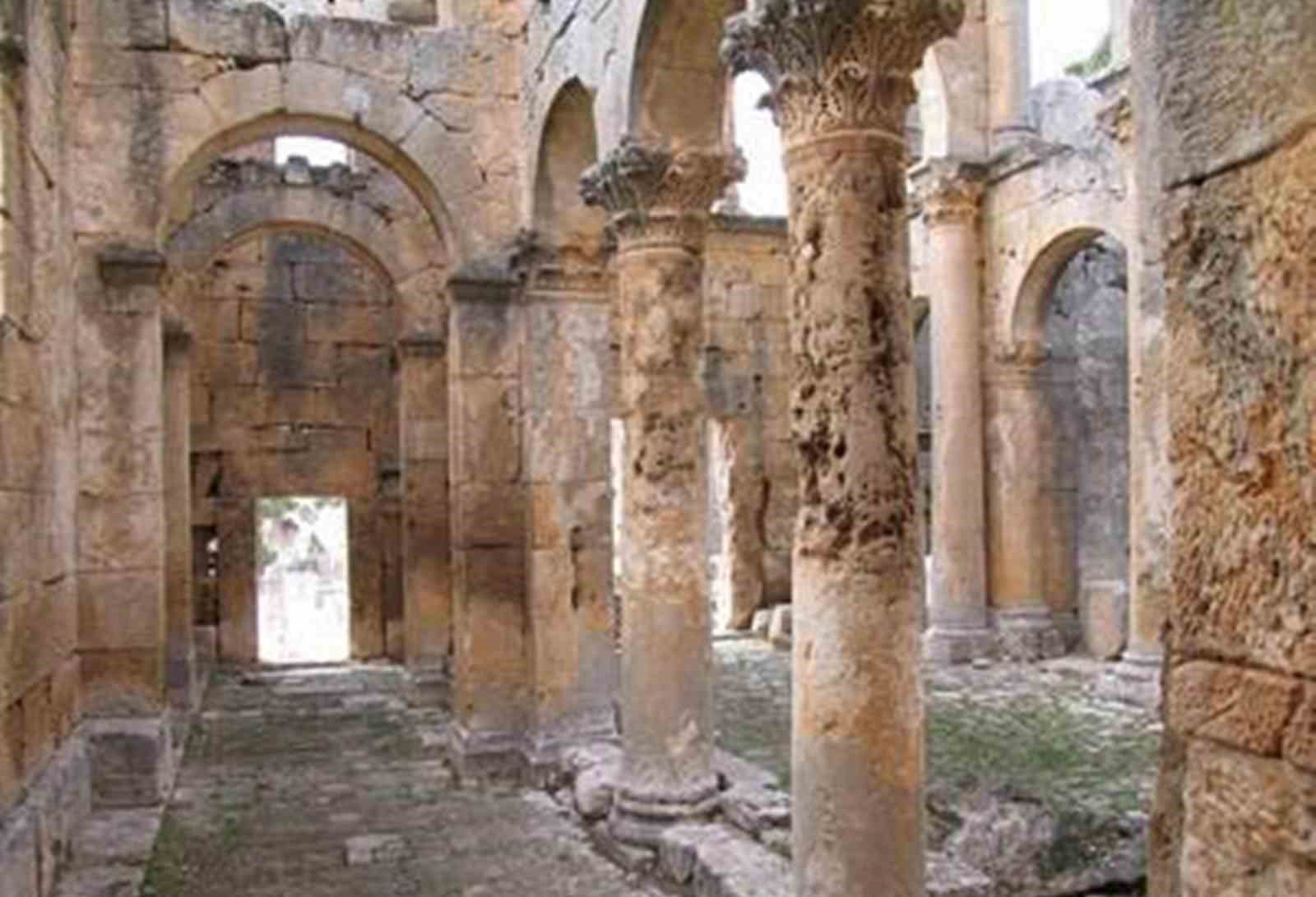 Mut Alahan Manastırı yerli ve yabancı turistlerin ilgi noktası oldu 5 mut alahan manastiri yerli ve yabanci turistlerin ilgi noktasi oldu 1 IGeQF28g
