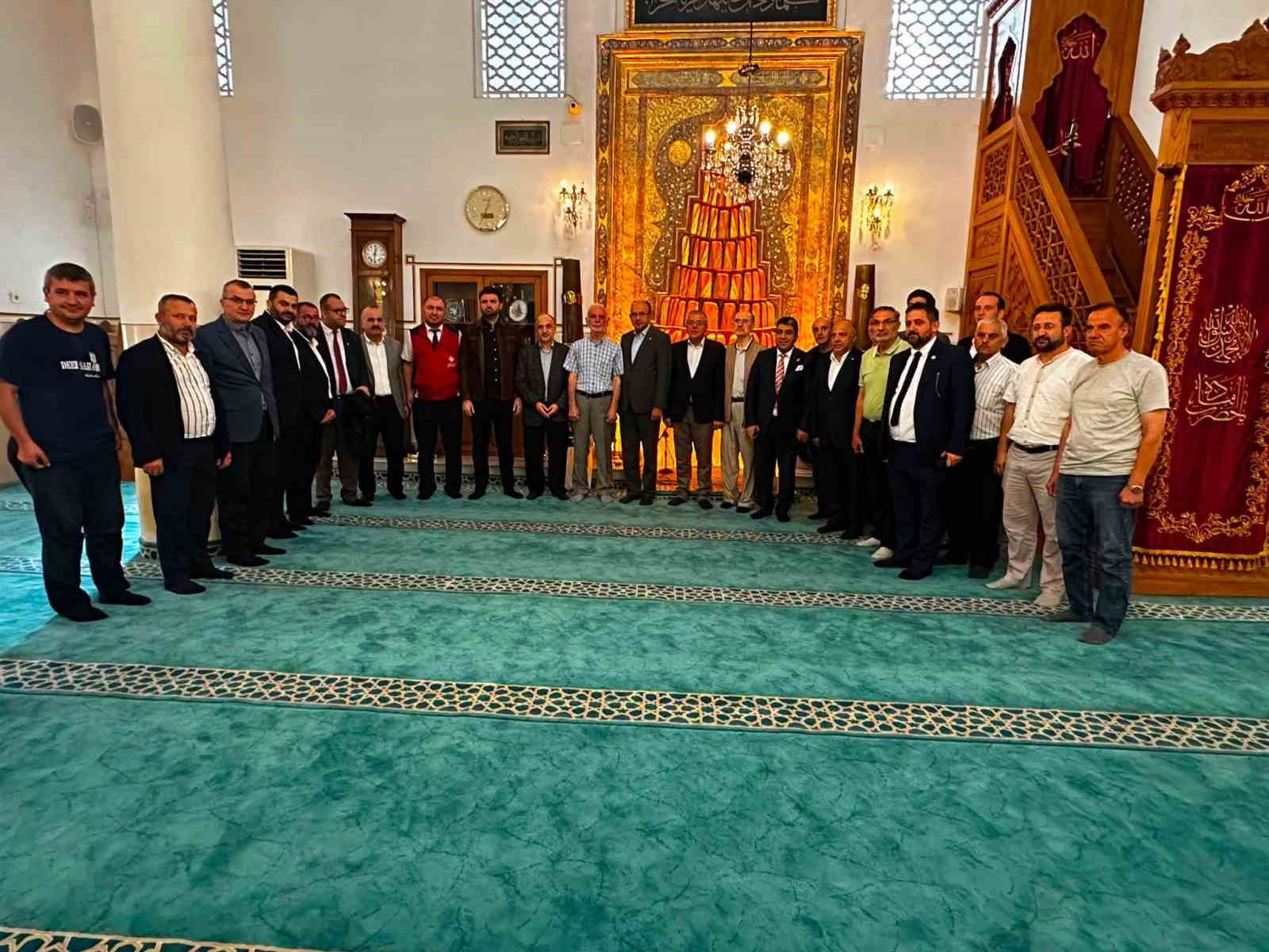 Mutasavvıf Mehmed Muhyiddin Üftâde Hazretleri, vefatının 446. sene-i devriyesinde dualarla anıldı 7 mutasavvif mehmed muhyiddin uft de hazretleri vefatinin 446 sene i devriyesinde dualarla anildi 3 HQDFeQgU