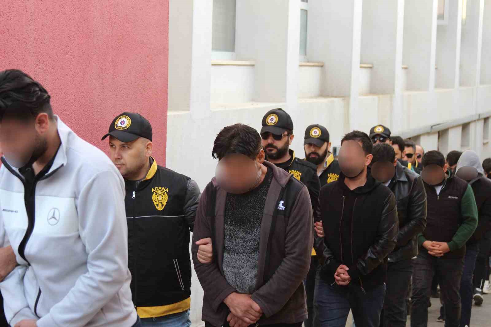 muteahhitleri 19 milyon lira dolandiran sebeke cokertildi 23 ilde dev operasyon 2 dZwSHvYe