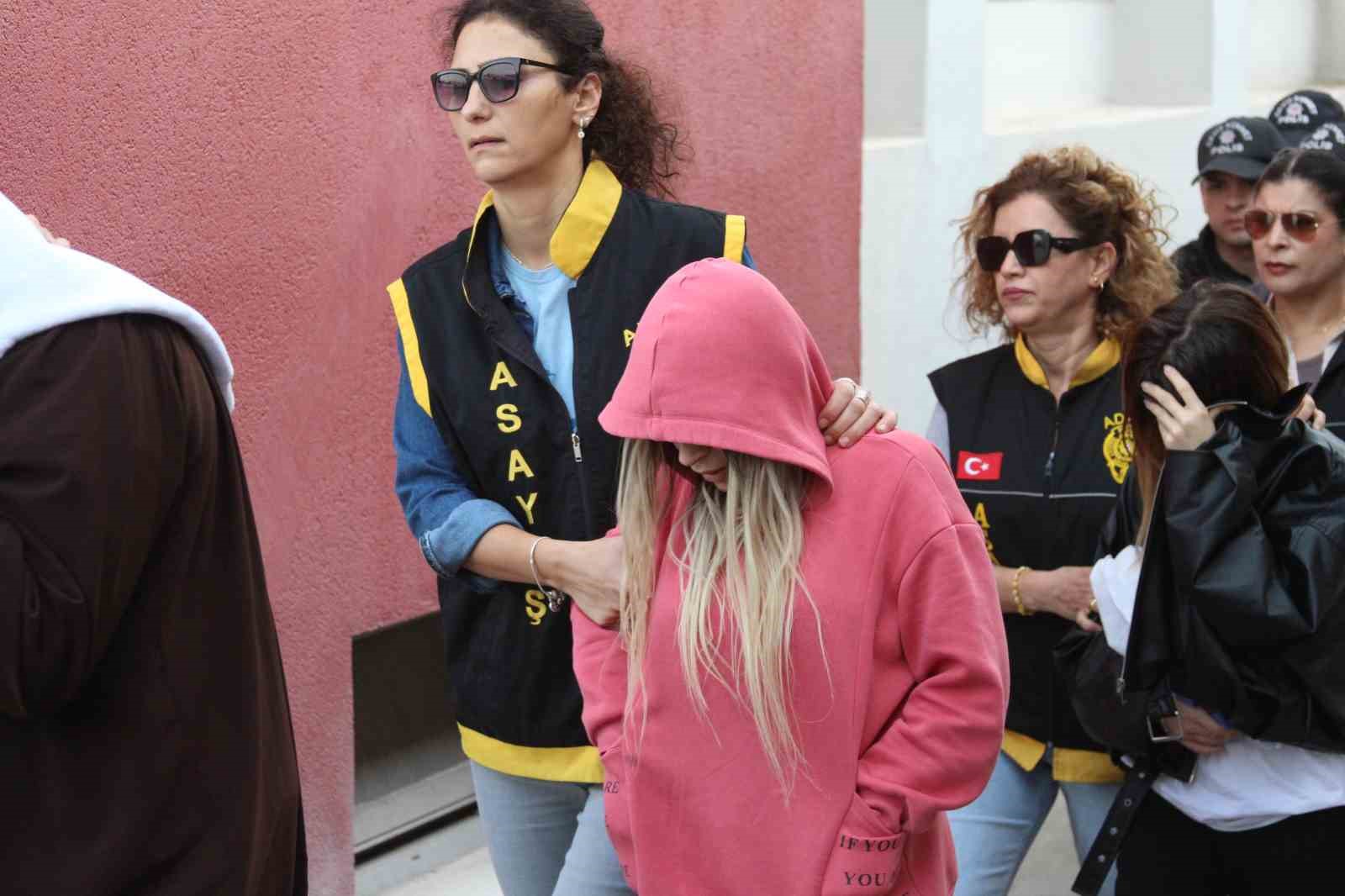 muteahhitleri 19 milyon lira dolandiran sebeke cokertildi 23 ilde dev operasyon 6 dKNFpWOJ