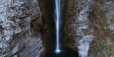 mutkinin-sakli-cenneti-gumuskanat-selalesi-hayranlik-uyandiriyor-SlxBnDS5.jpg