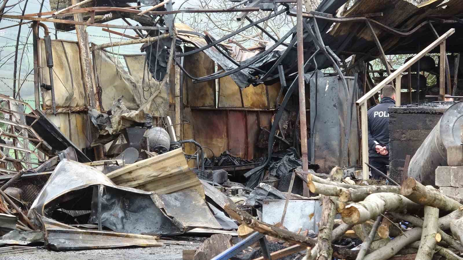 muz deposundaki yanginin zarari gun agarinca ortaya cikti 2 u2MkdSf7