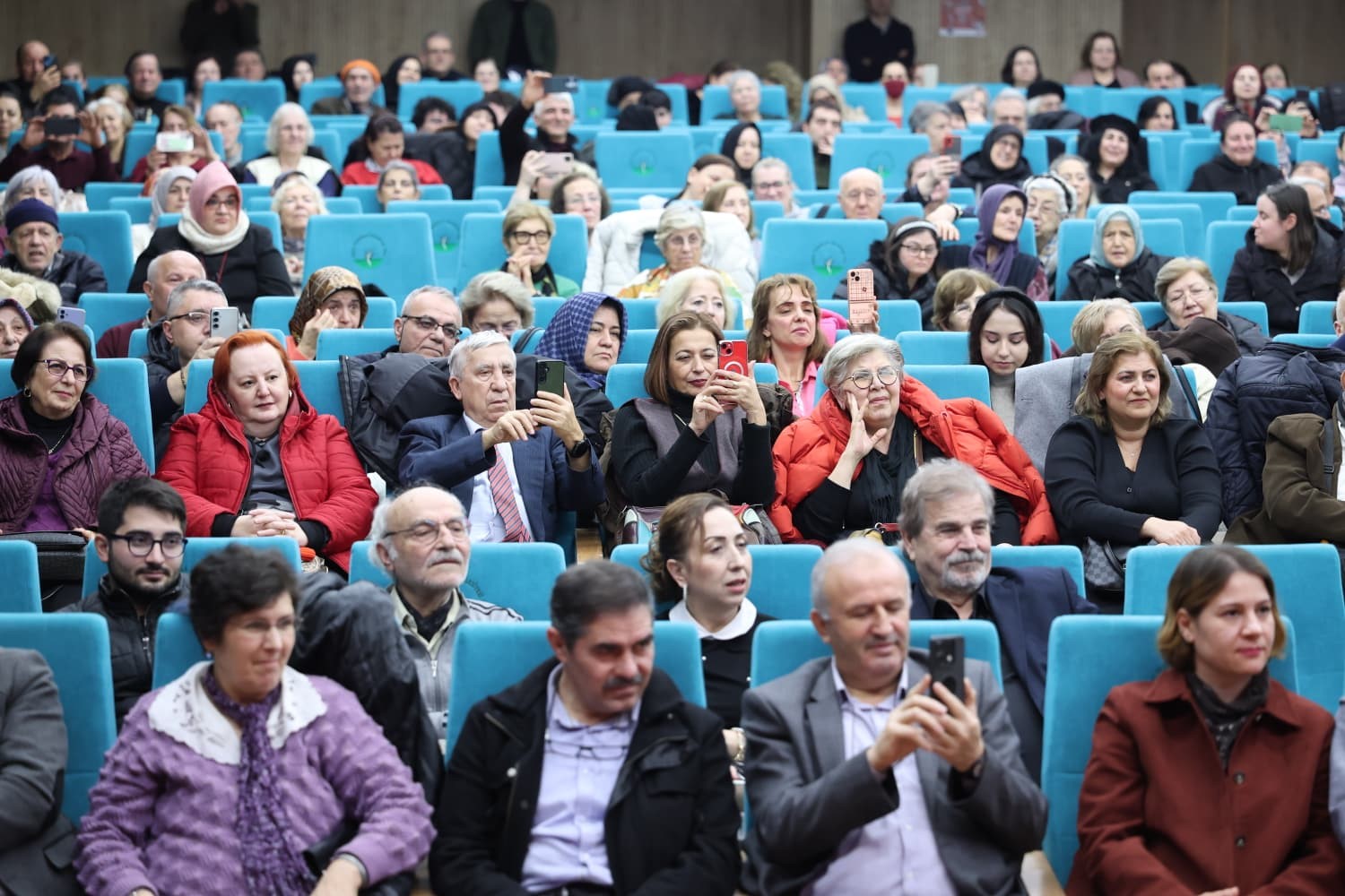 muzeyyen senar osmangazide sarkilarla anildi 2