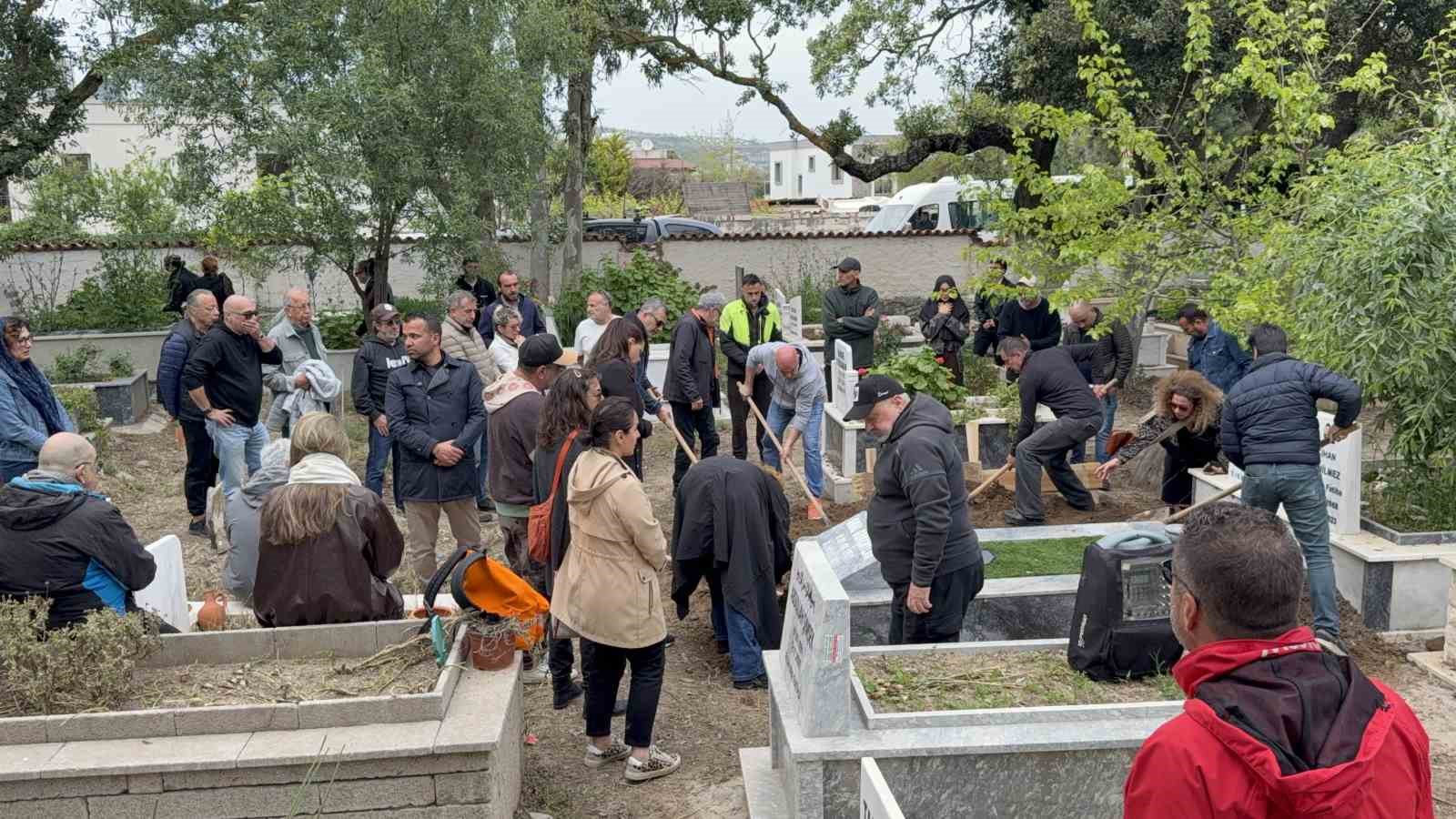 muzisyen kemal cem ocal bodrumda son yolculuguna ugurlandi 3 rG1W5mhH