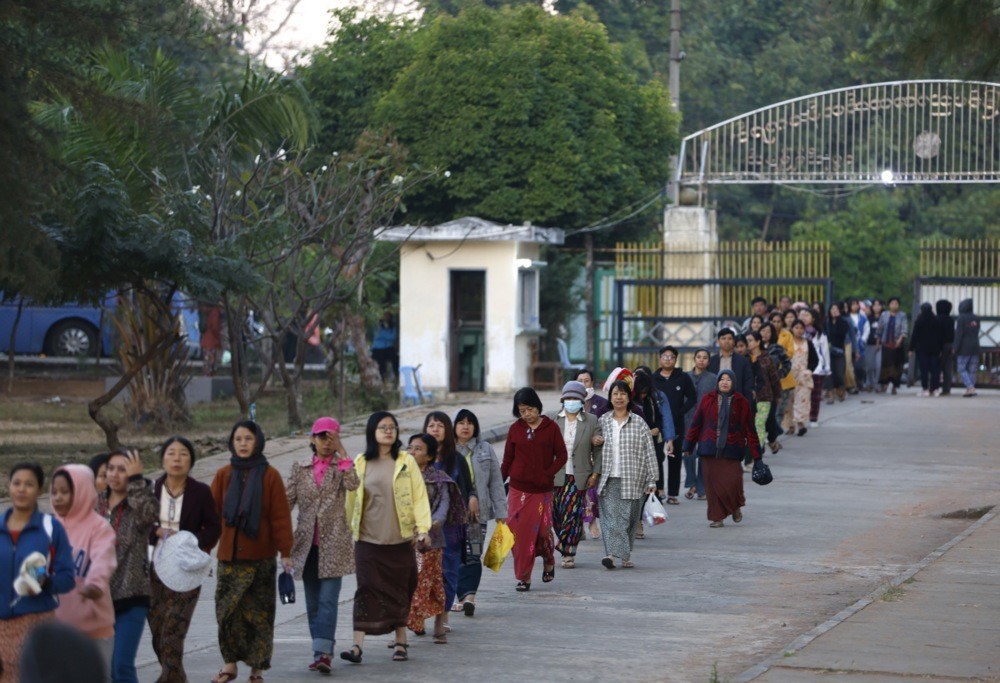 myanmar halki 2021deki askeri darbeden bu yana ilk kez oy kullaniyor 1 jQtV65Zb