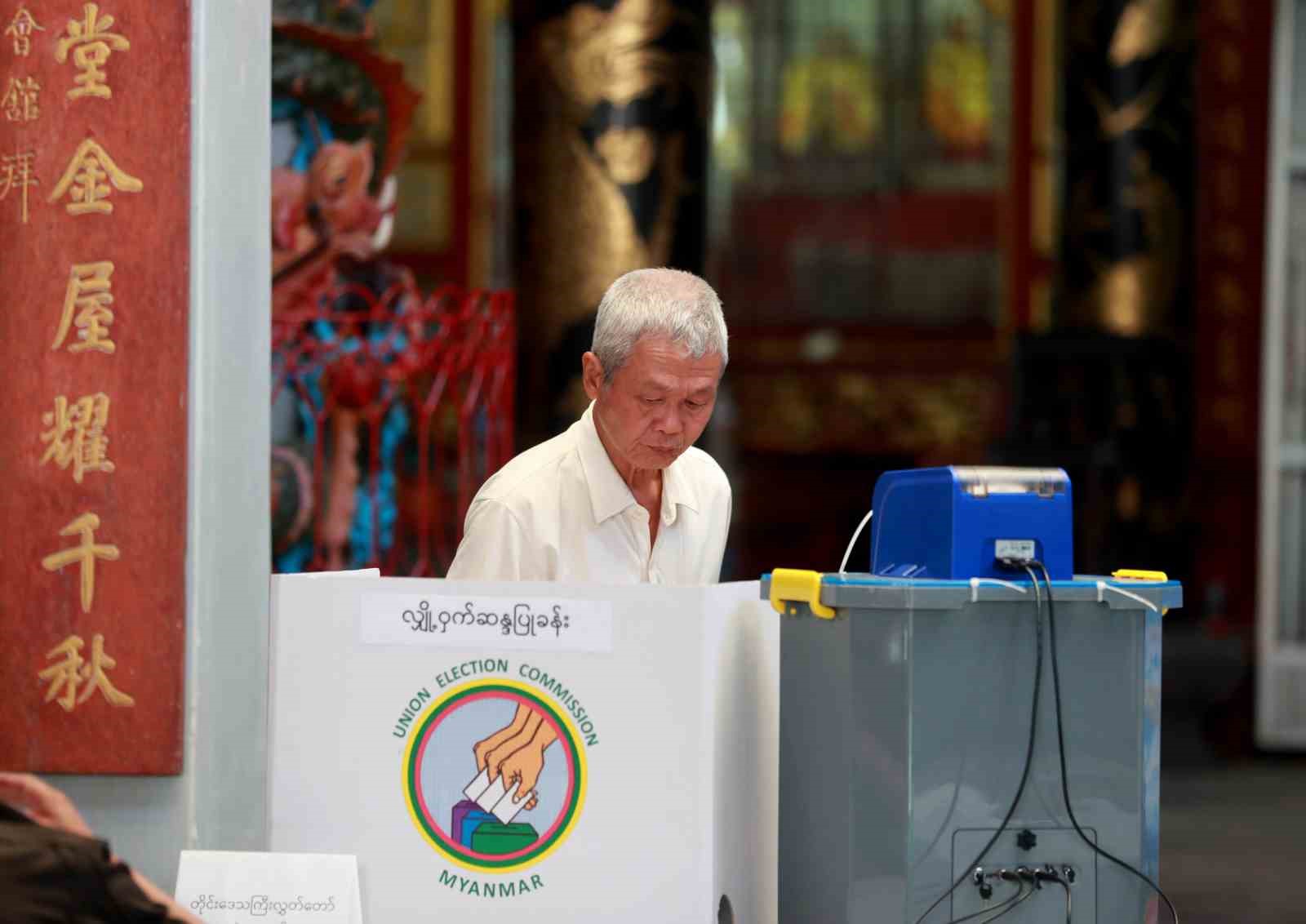 myanmarda halk parlamento seciminin ikinci turu icin sandik basinda 5 kGRlVOqe