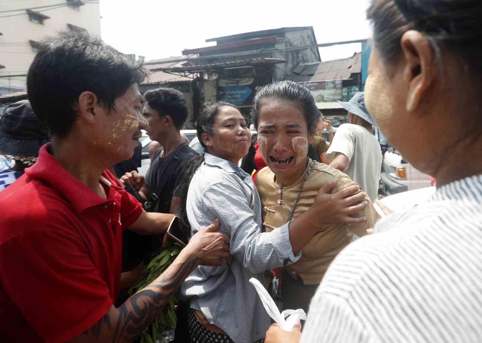 myanmarda yeni devlet baskanindan 4 bin 335 kisiye af 9 sPD4WYf8