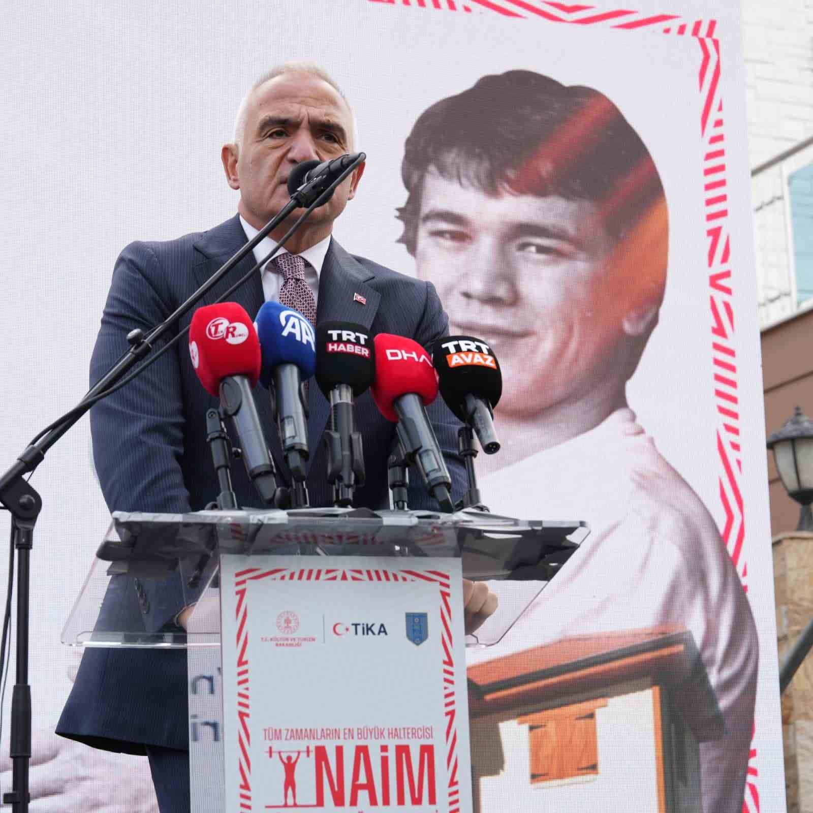 naim suleymanoglunun dogdugu ev restorasyon calismasinin ardindan acildi 11 d7uyOVl3