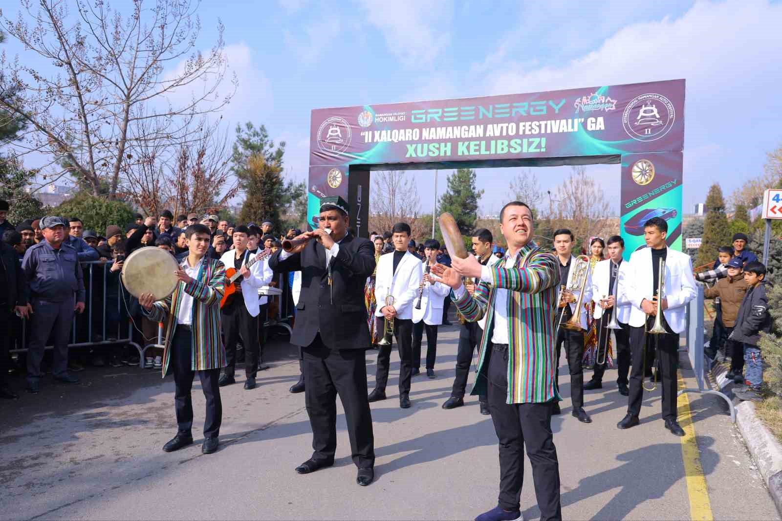 namangan otomobil festivaline buyuk ilgi 1 cqHtWLEB
