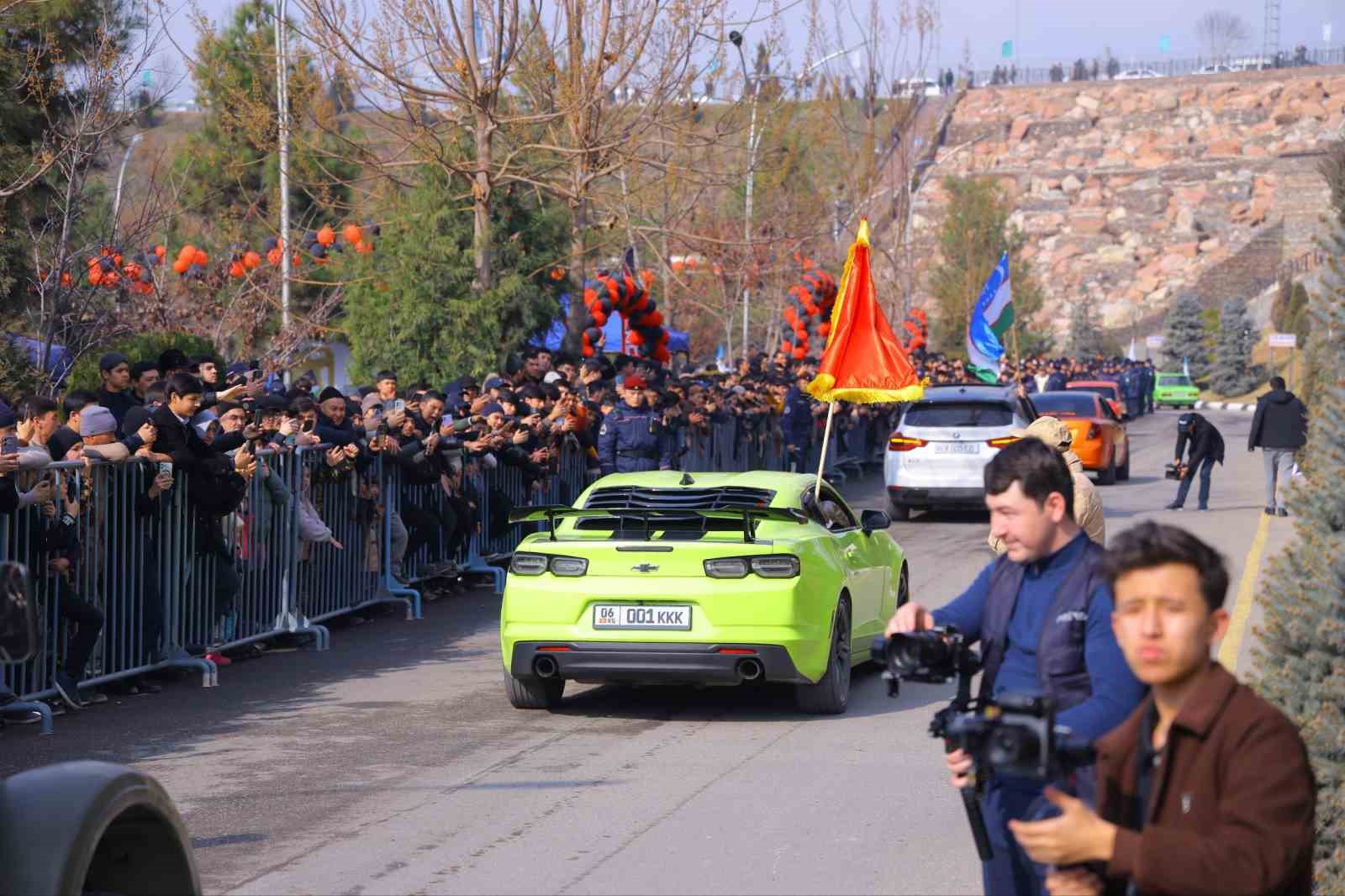 namangan otomobil festivaline buyuk ilgi 7