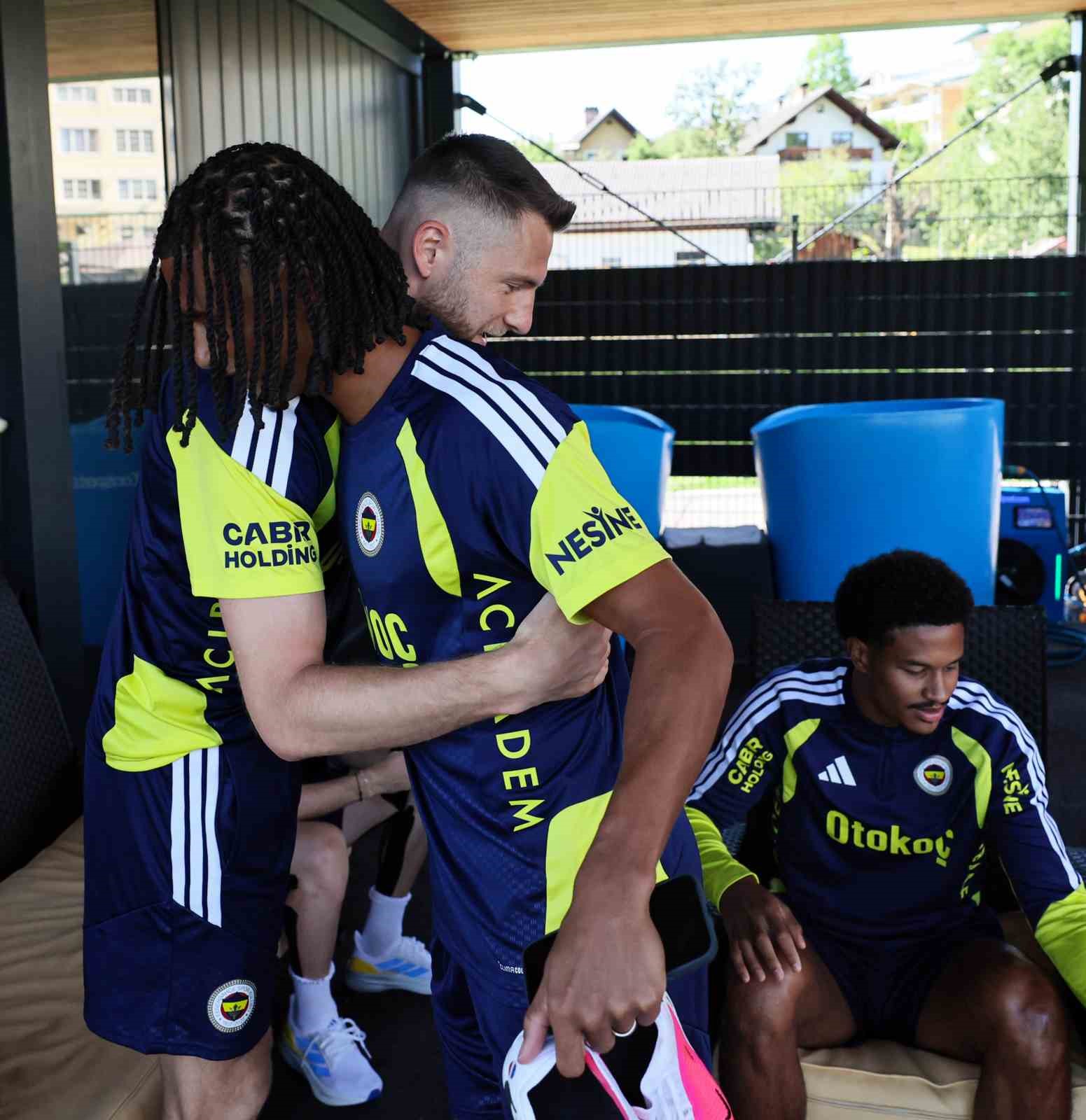 nathan ake kampa katildi 1 UnluXnfg
