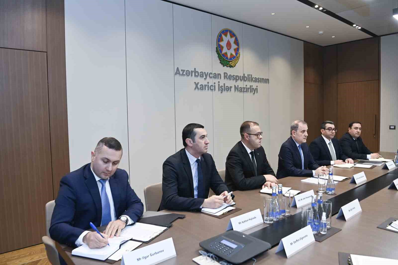 nato genel sekreter yardimcisi shekerinska azerbaycan disisleri bakani bayramov ile bir araya geldi 2 4JObX571