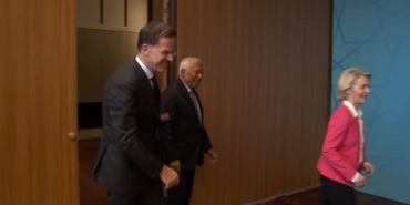 nato-genel-sekreteri-rutte-ab-konseyi-baskani-costa-ve-ab-komisyonu-baskani-leyen-ile-7RqiOa9N.jpg