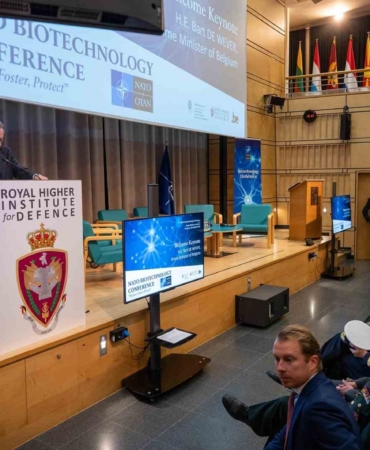 nato-ilk-biyoteknoloji-konferansini-gerceklestirdi-tarihi-bir-toplanti-ErfcHyqU.jpg
