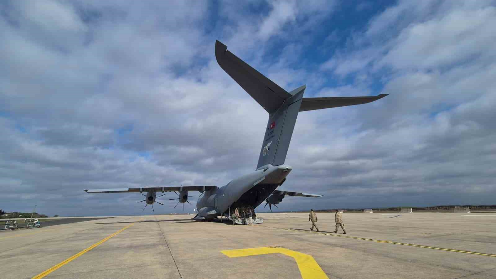 nato tatbikatindan donen mehmetcik corluda torenle karsilandi 1 F7VRTRrt
