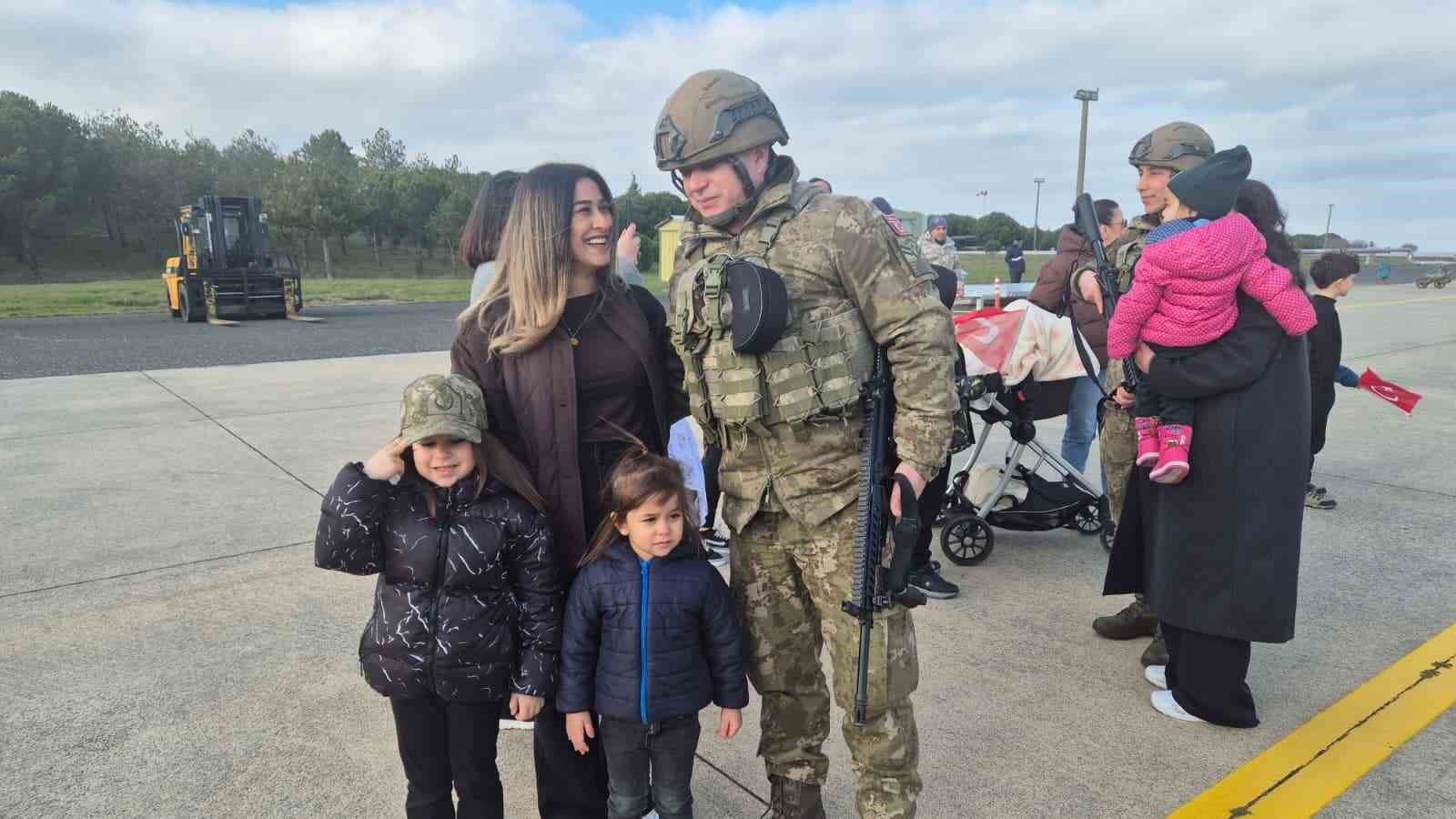 nato tatbikatindan donen mehmetcik corluda torenle karsilandi 8 8lrZErtg