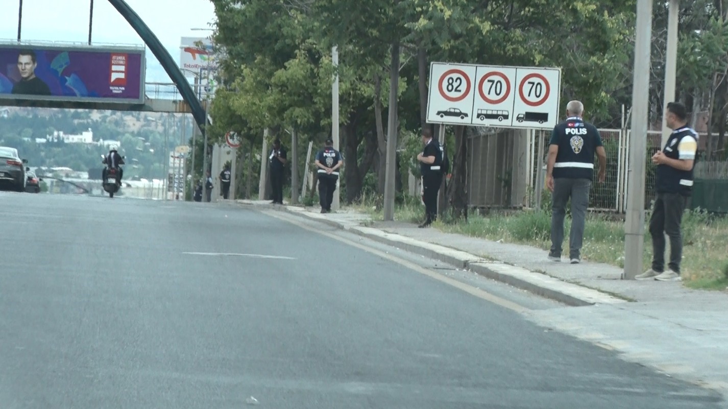 NATO Zirvesi öncesi Ankara Havalimanı’nda güvenlik önlemleri artırıldı 6 nato zirvesi oncesi ankara havalimaninda guvenlik onlemleri artirildi 2 5UMjQfWc