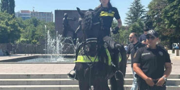 nato-zirvesi-oncesi-baskentte-atli-polislerin-mesaisi-suruyor-kc6xn6In.jpg