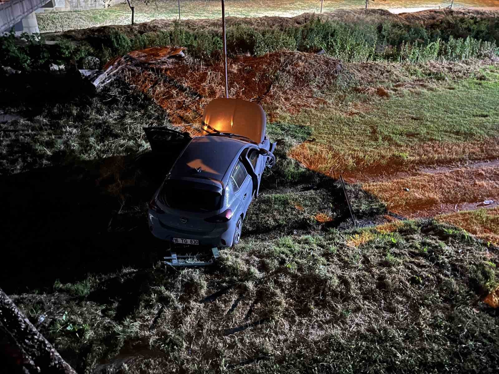 navigasyon yanlis yolu gosterdi dereye uctu 1 yarali 4 gM8ItGFQ