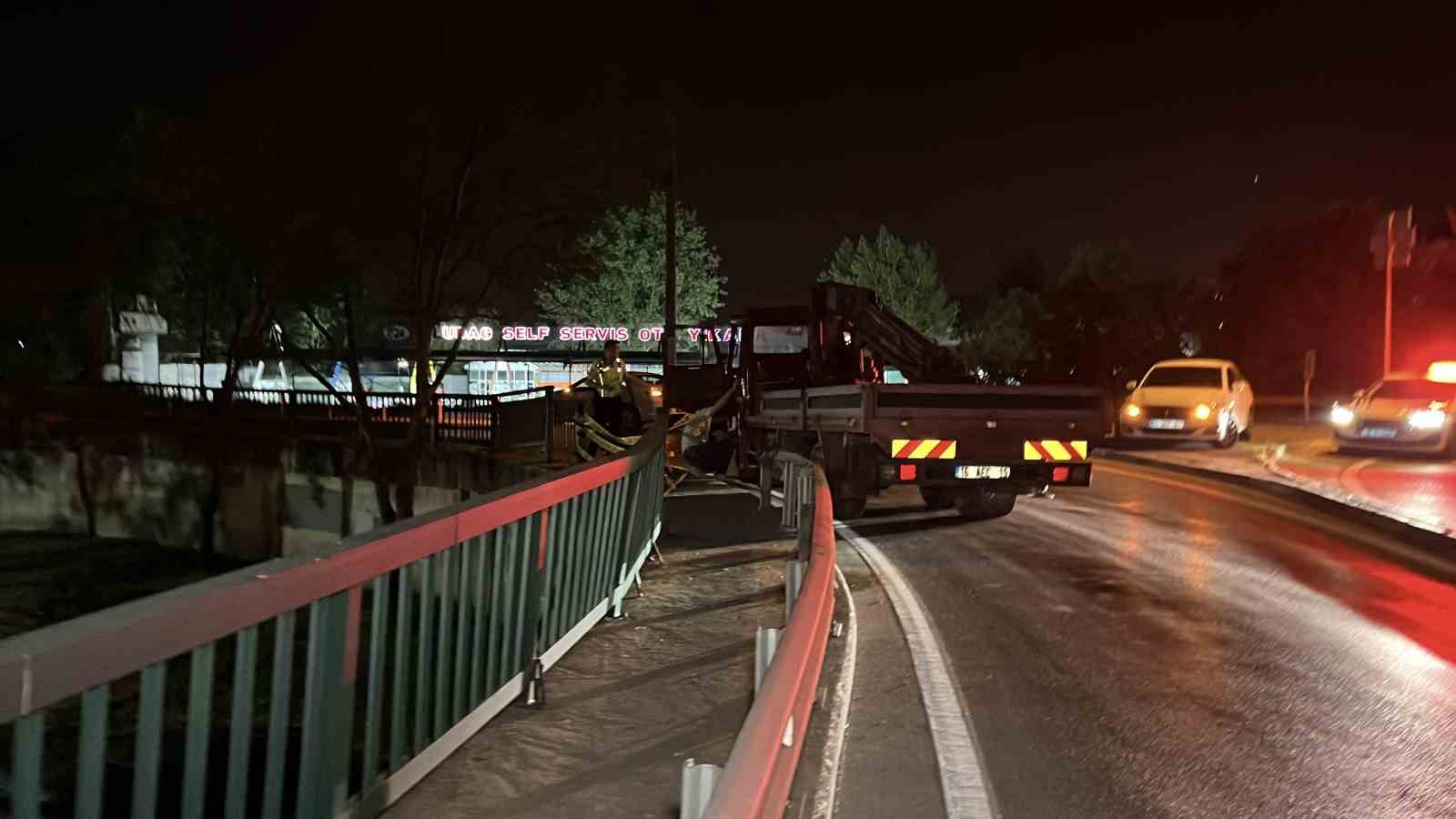 navigasyon yanlis yolu gosterdi dereye uctu 1 yarali 5 hXmkh16z
