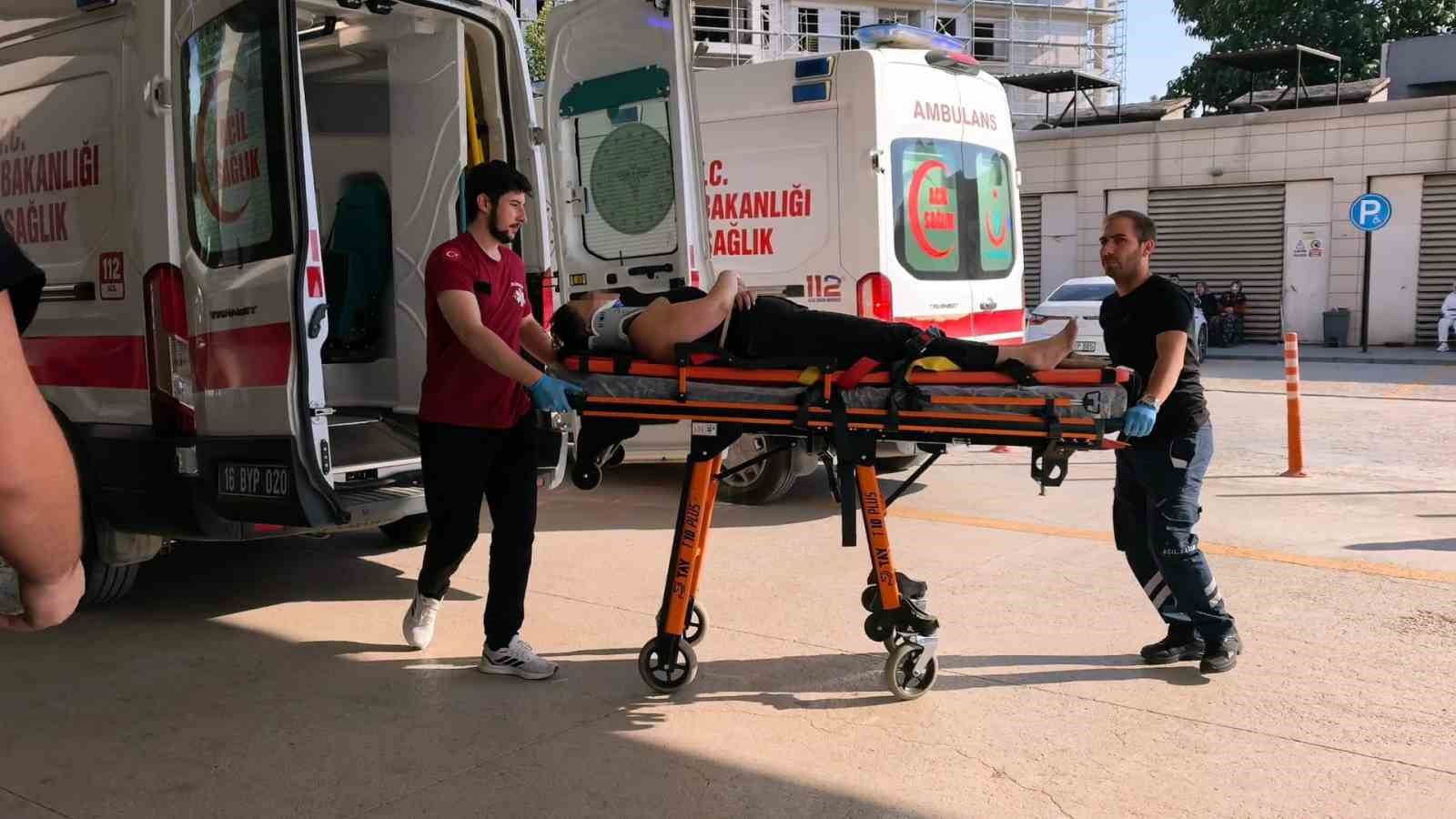 Navigasyon yönlendirmesi kaza getirdi: 1 yaralı 5 navigasyon yonlendirmesi kaza getirdi 1 yarali 1 wNyKjSIz