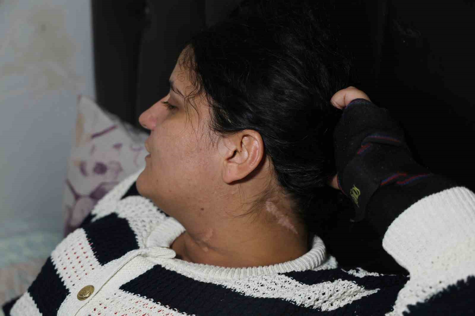 Nazmiye’yi boğazından bıçaklayan saldırganın babası: "Ben torunlarımı istiyorum" 6 nazmiyeyi bogazindan bicaklayan saldirganin babasi ben torunlarimi istiyorum 2 JNBuQdjC